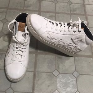 NWOT! UGG men's sneakers size 12